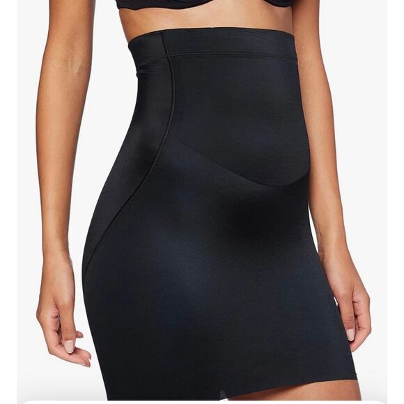 Spanx NWT very black half slip shape wear size XS - Picture 2 of 8